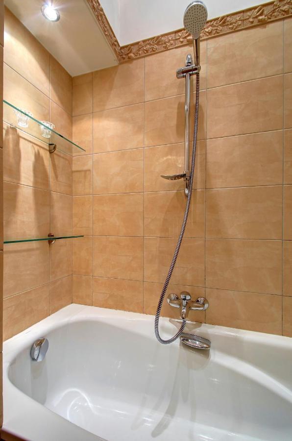 Romantic City Center Apartment In Old Town VNO Eksteriør billede